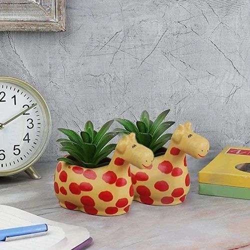 Ceramic Giraffe Shaped Planters (Set of 2)